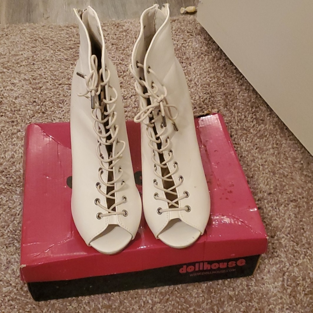 ❤Lace-up Heels❤